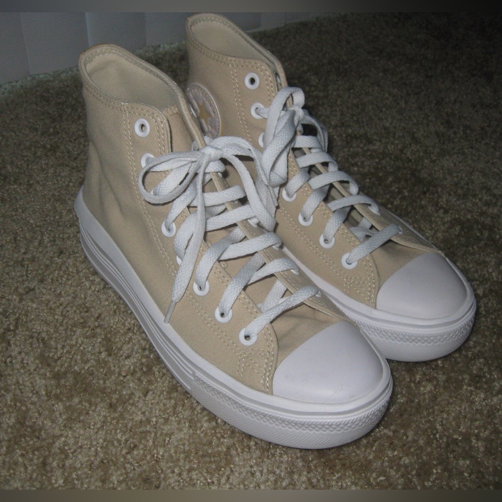 Converse All Star High Tops, beige size 9.5